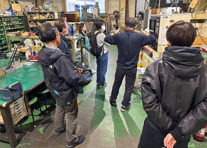 NHK​「まるっと！」に​出演しました。